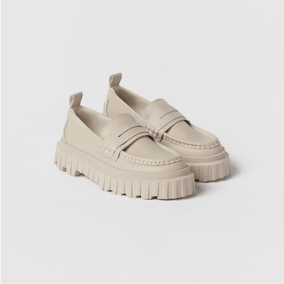 ZARA NWT Chunky lug sole loafers cream - Picture 1 of 14